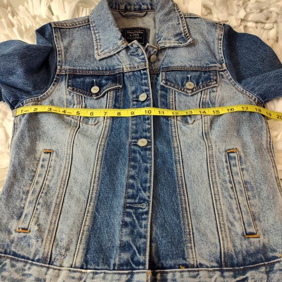 Abercrombie & Fitch Jacket Womens Small Blue Distressed Denim Trucker Button Up - Picture 13 of 15